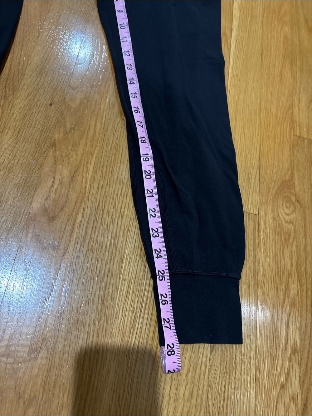 Lululemon Black High Rise Joggers Size 6 Pockets Athletic Athleisure - Picture 7 of 7